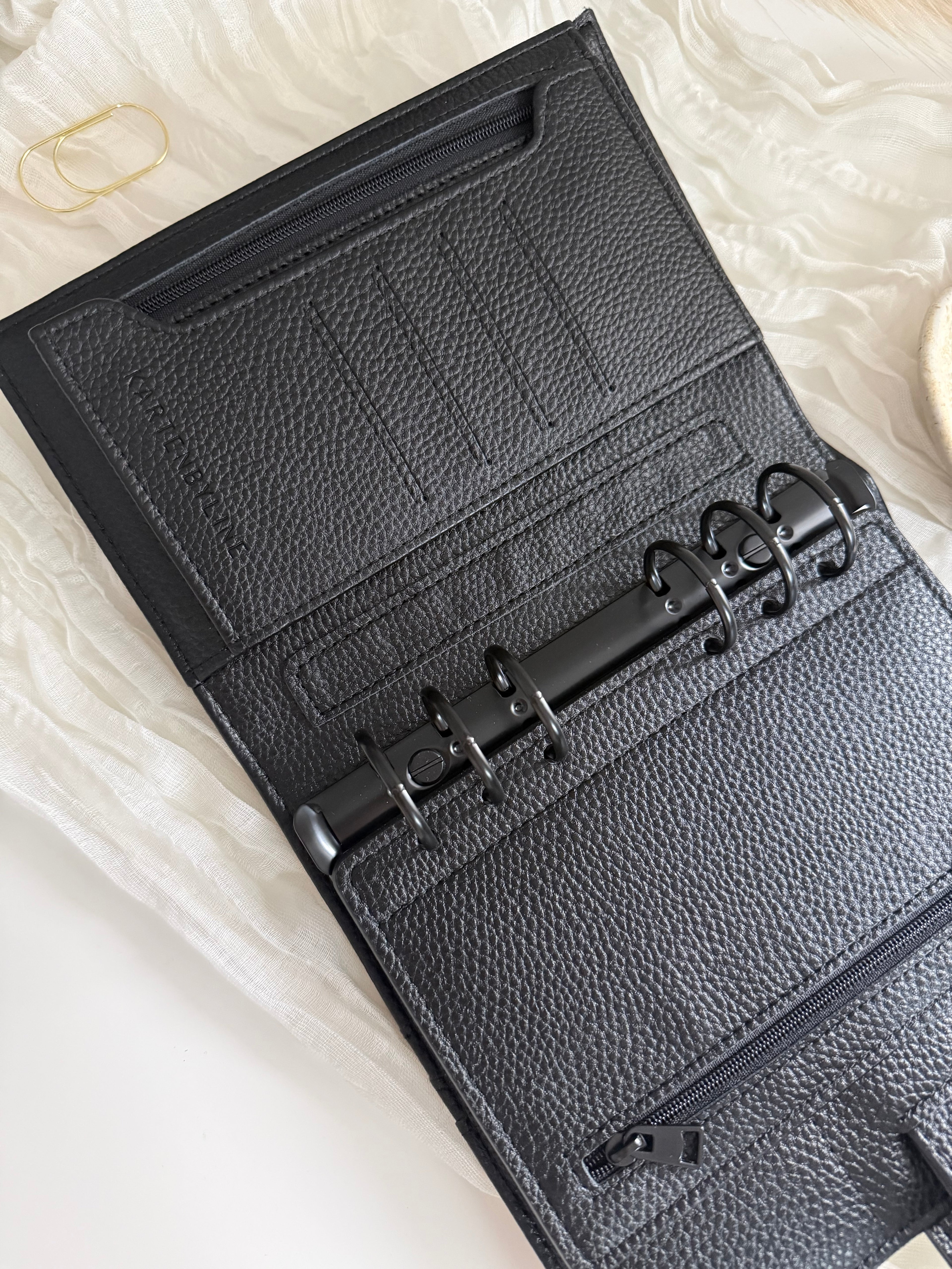 Deluxe Binder | Ringbuch A6 Black