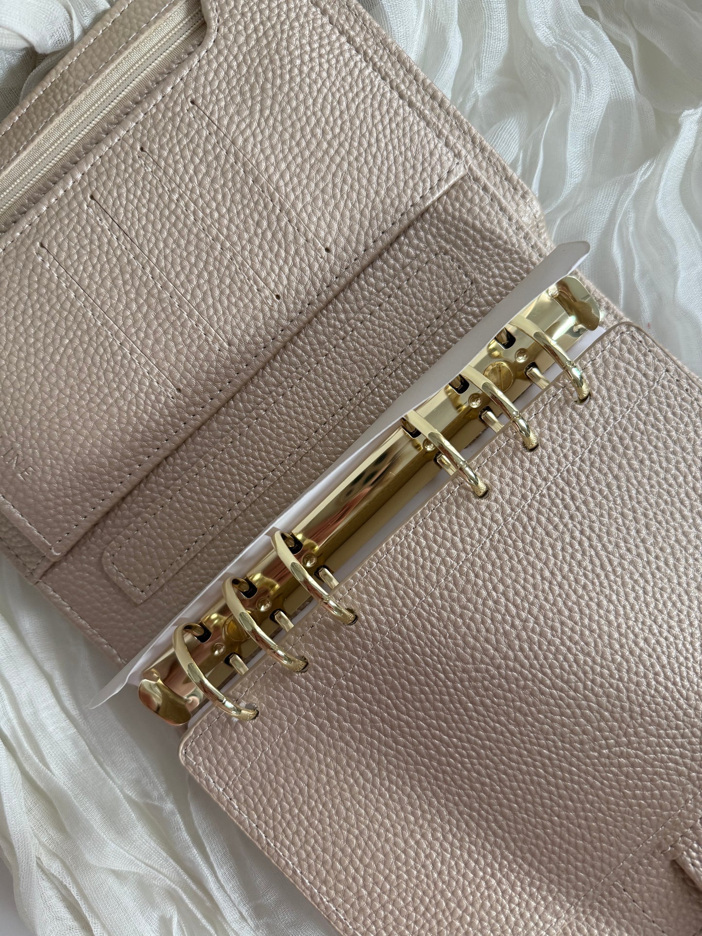 Deluxe Binder | Ringbuch A6