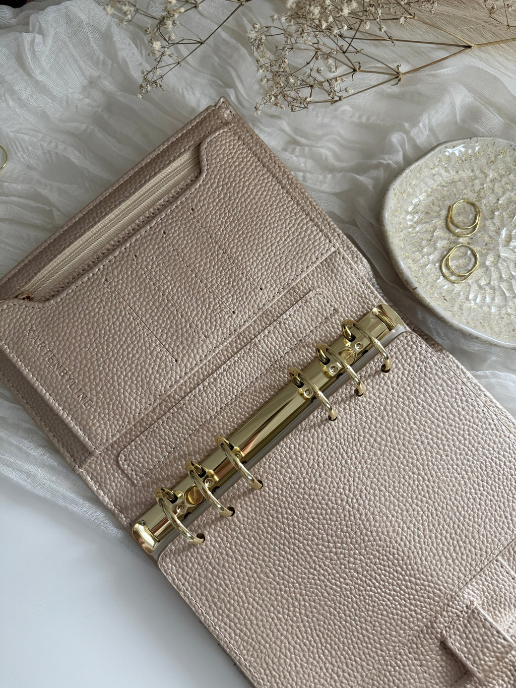 Deluxe Binder | Ringbuch A6