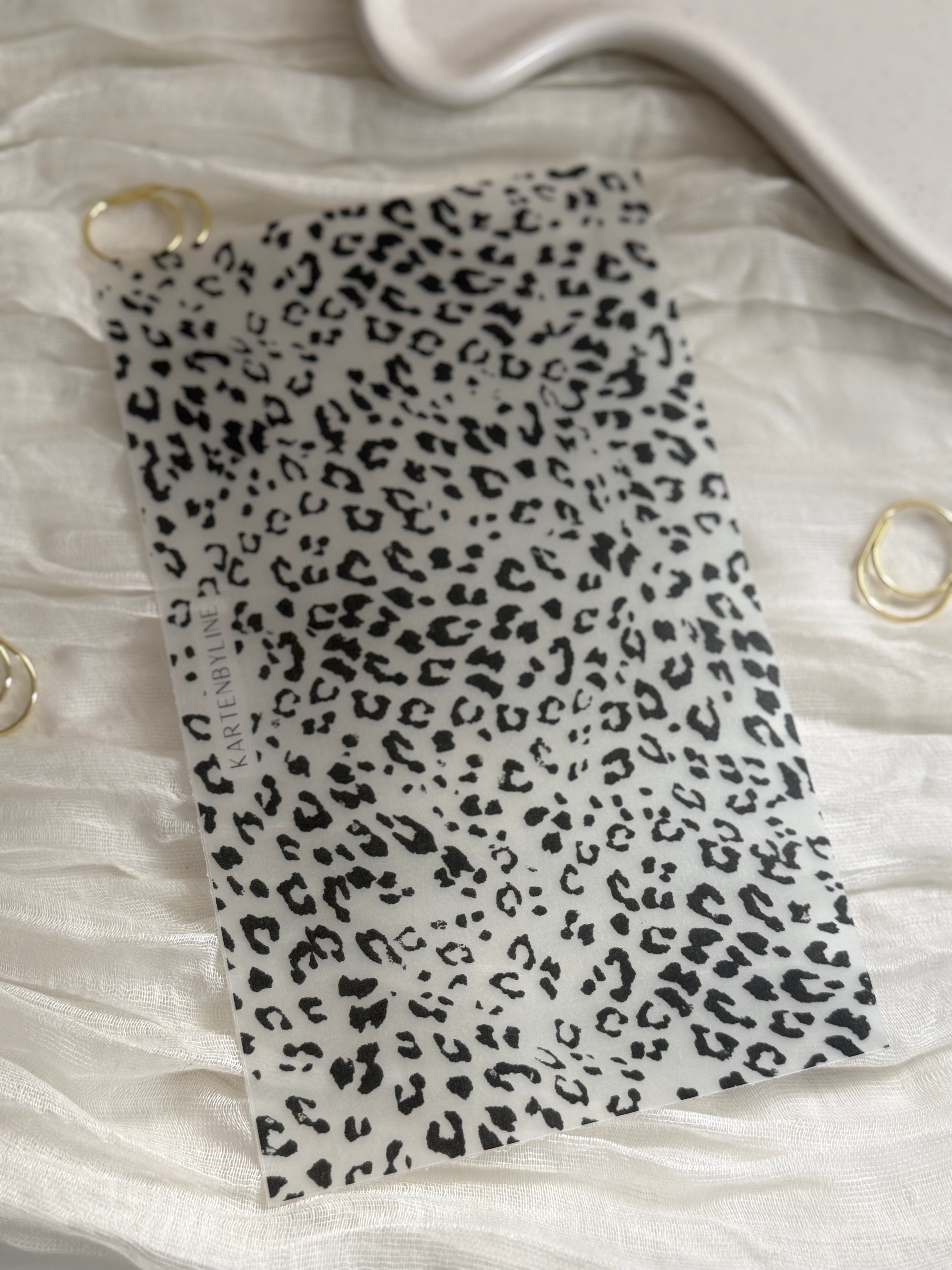 Deckblatt - Leoprint black